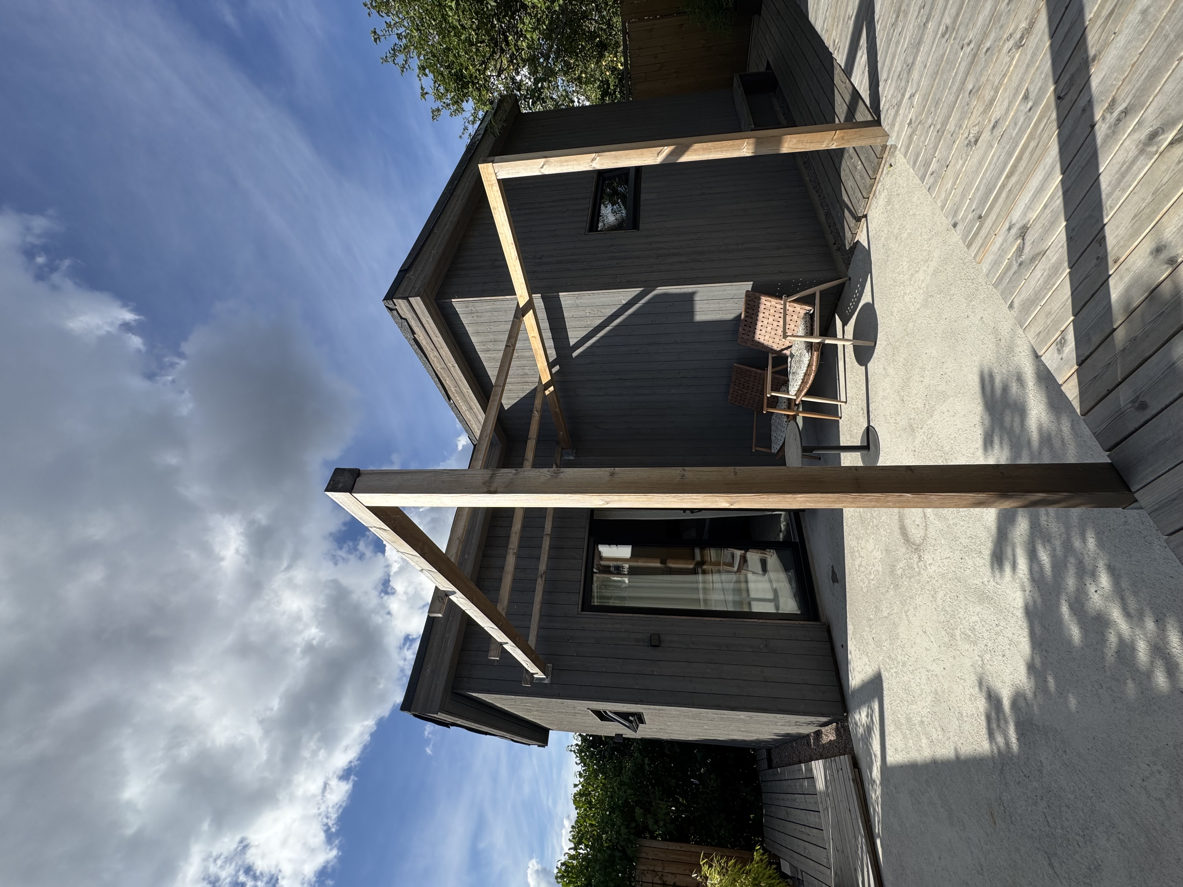 Harbor View Compact Home - Image 1