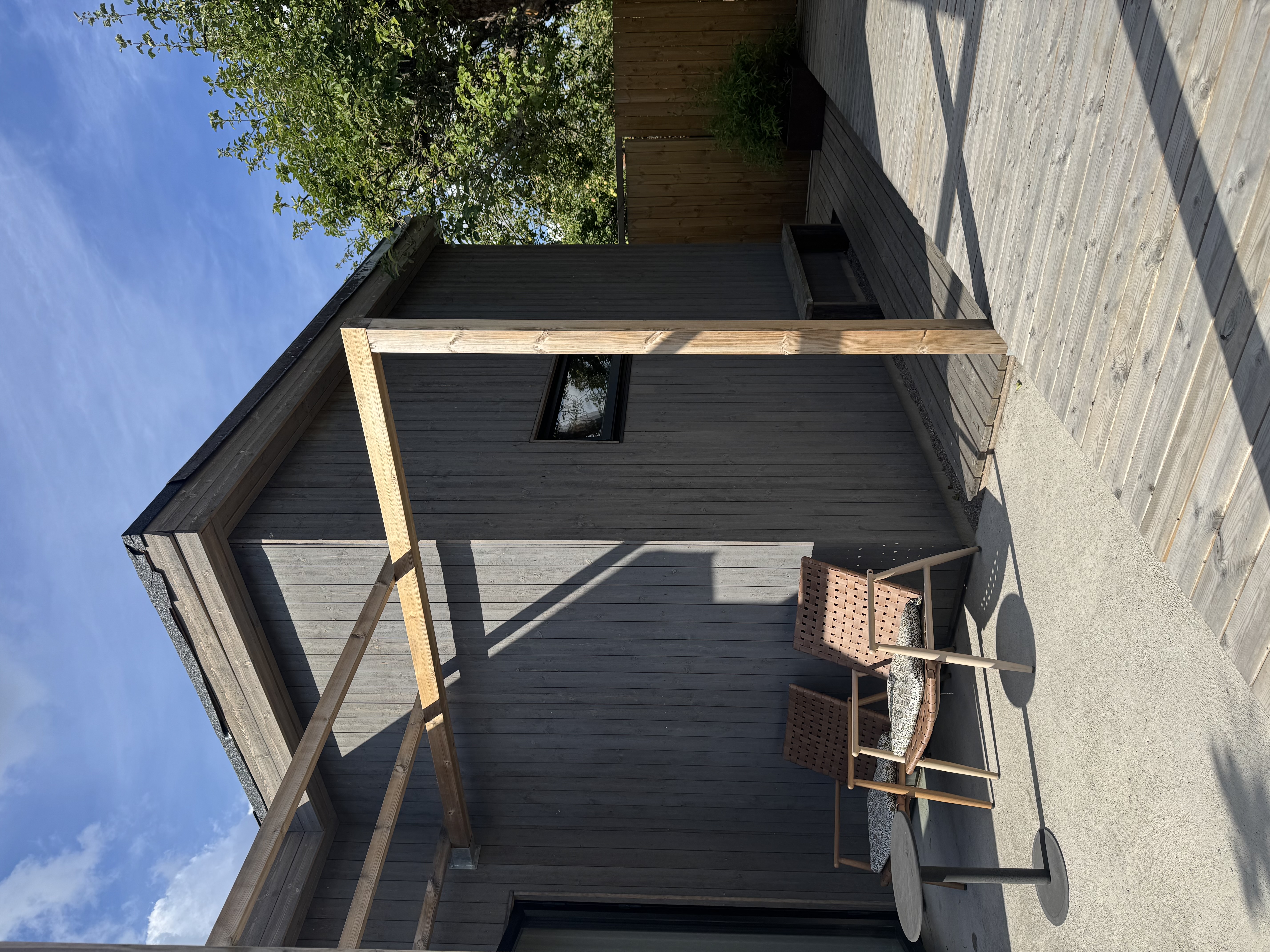 Harbor View Compact Home - Image 2